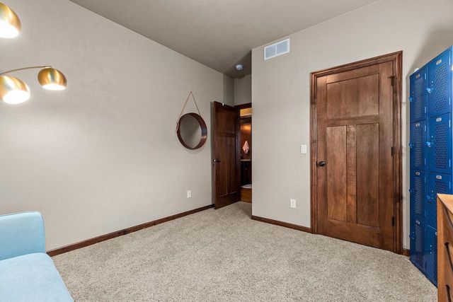 N9050 SPRING VALLEY ROAD, Menasha, WI 54952