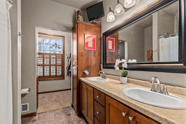 N9050 SPRING VALLEY ROAD, Menasha, WI 54952