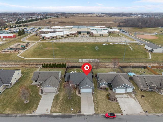 N9050 SPRING VALLEY ROAD, Menasha, WI 54952