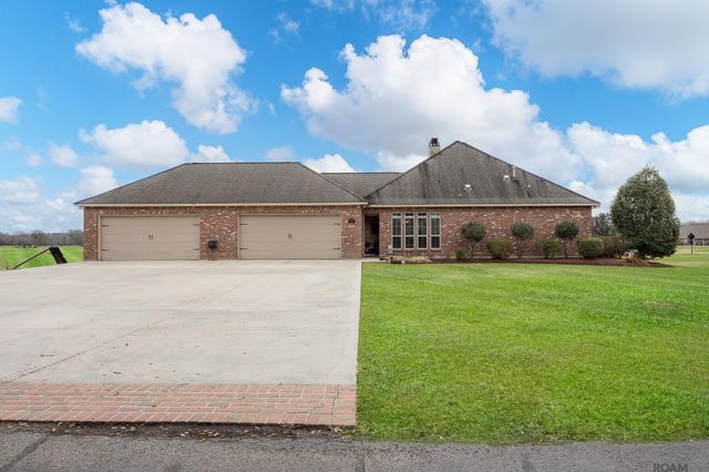 10562 Cessna St, Gonzales, LA 70737
