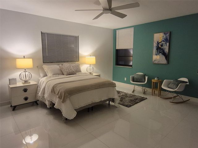 2205 S Cypress Bend Drive 501, Pompano Beach, FL 33069