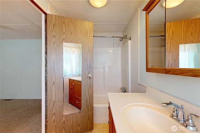 589 Criscola Avenue, College Place, WA 99324