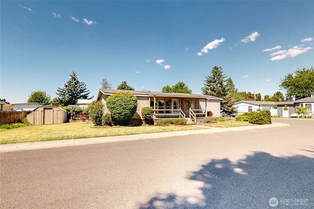 589 Criscola Avenue, College Place, WA 99324