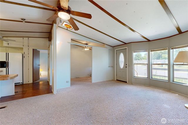 589 Criscola Avenue, College Place, WA 99324