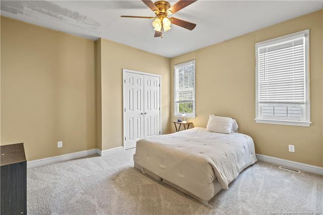 128 Lamplighter Way Way, Spring Lake, NC 28390