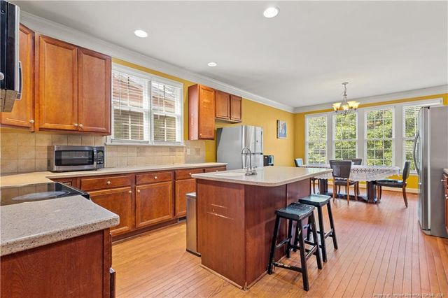 128 Lamplighter Way Way, Spring Lake, NC 28390