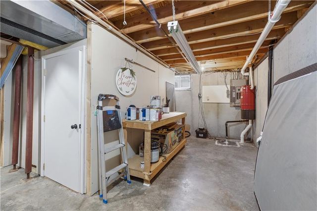 11205 RILEY Street, Overland Park, KS 66210