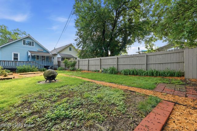 906 Mulberry St, Louisville, KY 40217