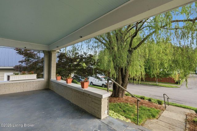 906 Mulberry St, Louisville, KY 40217