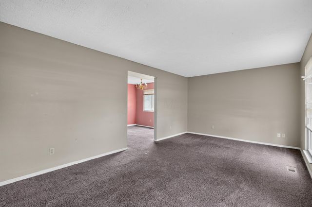 621 E Schrock Road, Westerville, OH 43081
