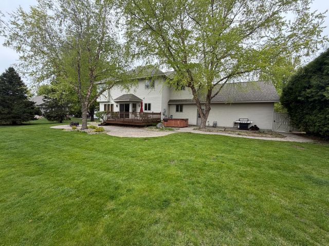1511 3rd Street NE, Willmar, MN 56201
