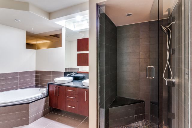 2600 W 7th Street 1311, Fort Worth, TX 76107