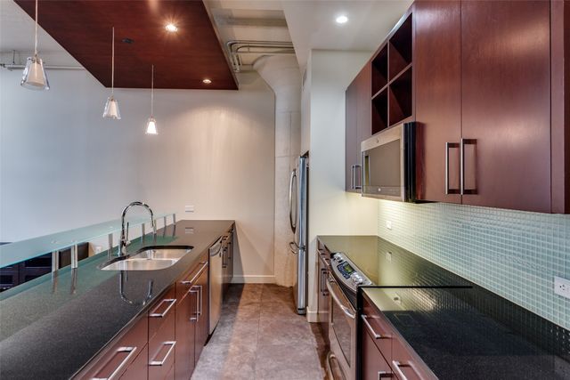 2600 W 7th Street 1311, Fort Worth, TX 76107