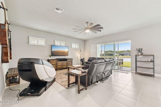 569 Mosaic Boulevard, Daytona Beach, FL 32124