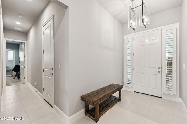 569 Mosaic Boulevard, Daytona Beach, FL 32124