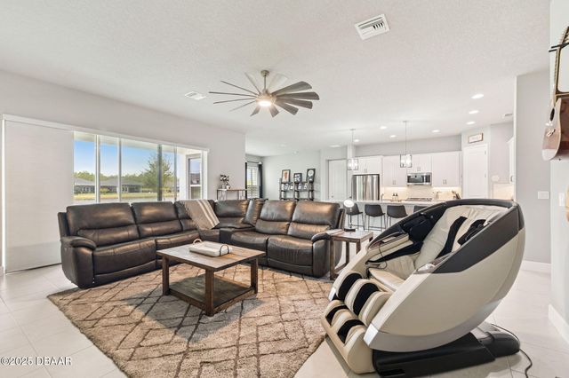 569 Mosaic Boulevard, Daytona Beach, FL 32124