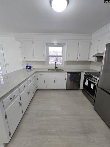 1530 Autumn Lane, Lugoff, SC 29078