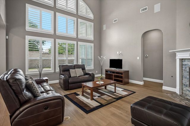 12950 Allenwood Avenue, Frisco, TX 75035