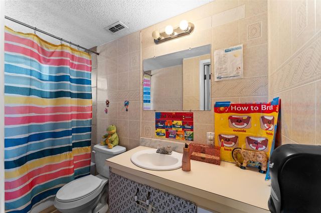 14009 N 20TH STREET, Tampa, FL 33613