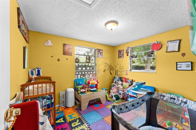 14009 N 20TH STREET, Tampa, FL 33613