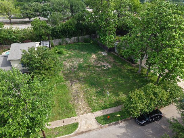 7231 Syracuse Drive, Dallas, TX 75214
