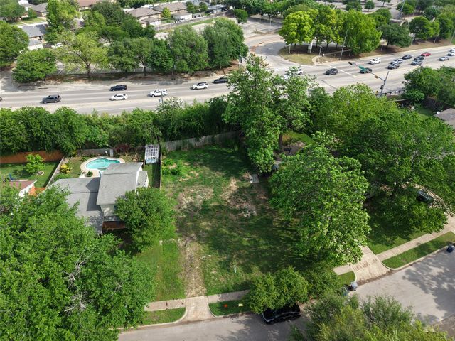 7231 Syracuse Drive, Dallas, TX 75214