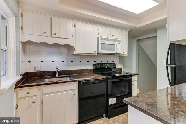 4608 34TH ST S, Arlington, VA 22206