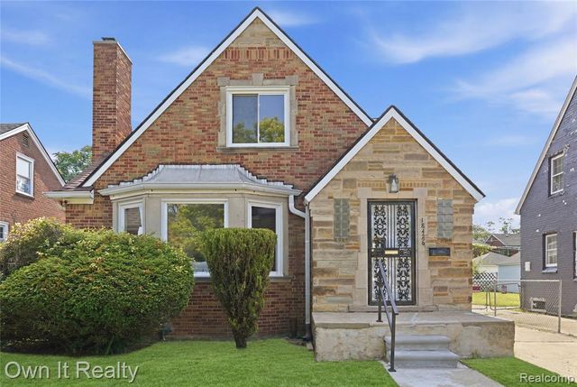 18428 Snowden Street, Detroit, MI 48235