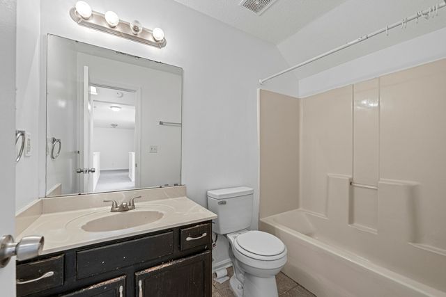 7848 PINEFROST LN, Memphis, TN 38125