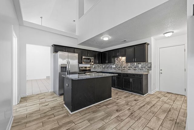 7848 PINEFROST LN, Memphis, TN 38125