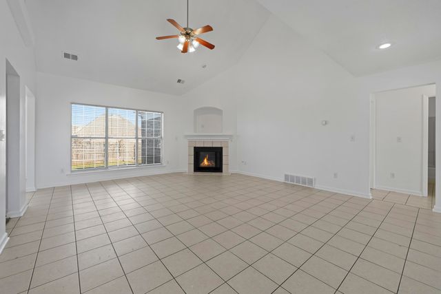 7848 PINEFROST LN, Memphis, TN 38125