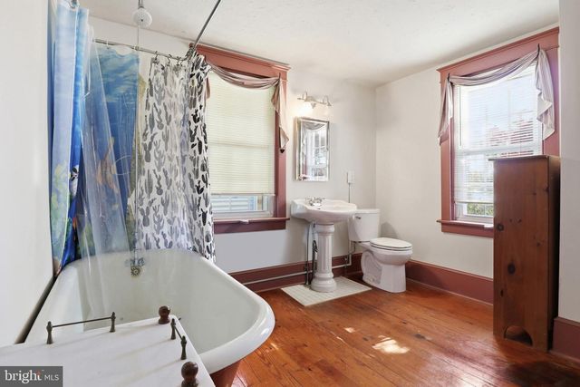 205 W MAPLEWOOD AVENUE, Mechanicsburg, PA 17055