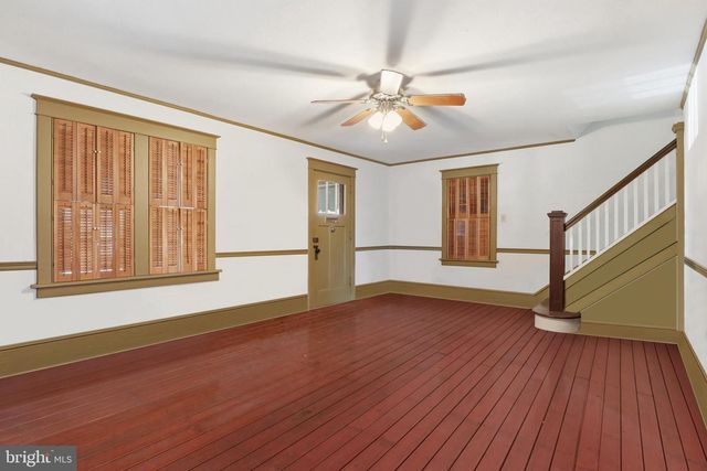 205 W MAPLEWOOD AVENUE, Mechanicsburg, PA 17055