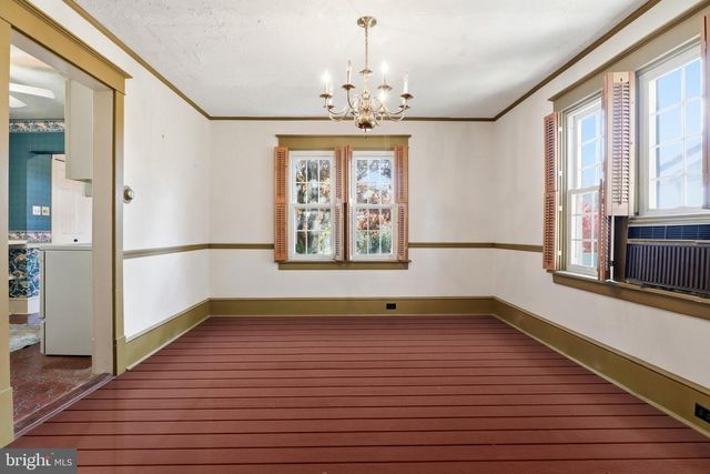 205 W MAPLEWOOD AVENUE, Mechanicsburg, PA 17055