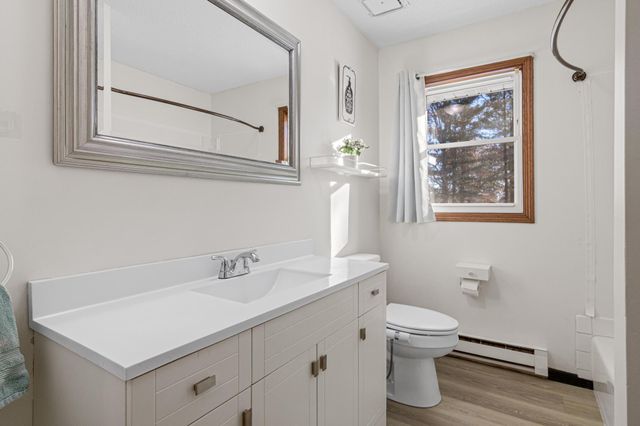 1704 207th Lane NE, East Bethel, MN 55011