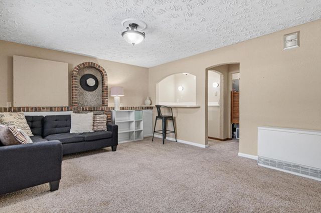 1704 207th Lane NE, East Bethel, MN 55011