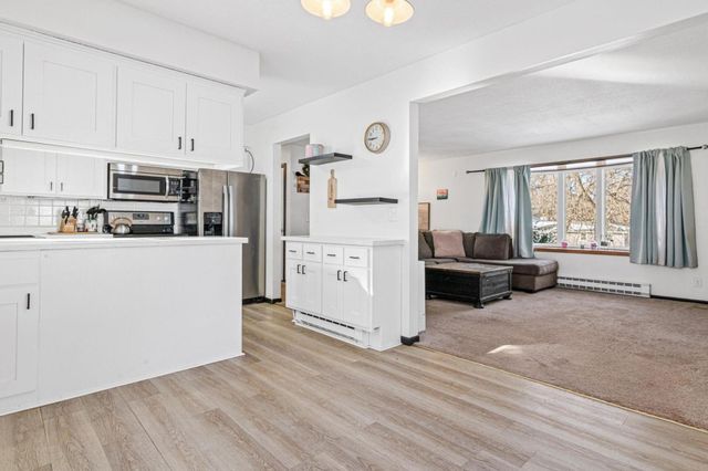 1704 207th Lane NE, East Bethel, MN 55011