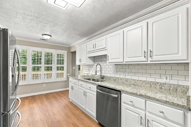 270 Forest Brook Drive, Covington, GA 30016