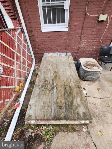 1206 DUKELAND ST, Baltimore, MD 21216