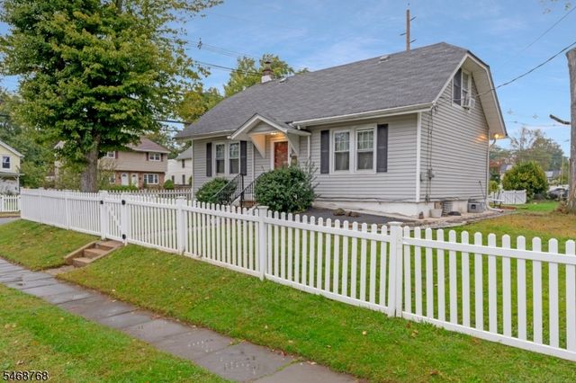 34 Rockview Ter, North Plainfield Boro, NJ 07060