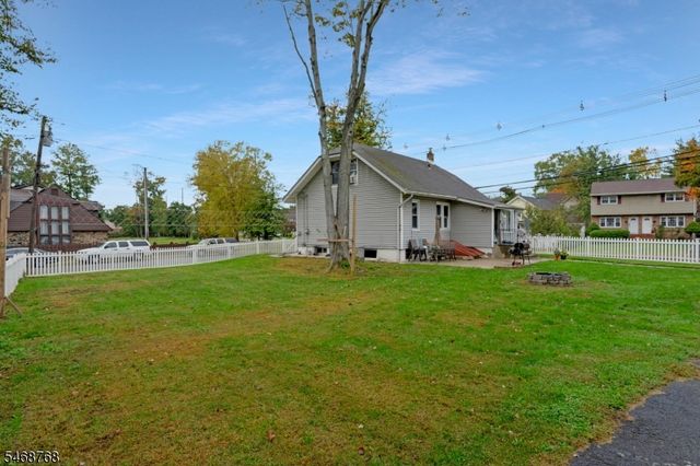 34 Rockview Ter, North Plainfield Boro, NJ 07060