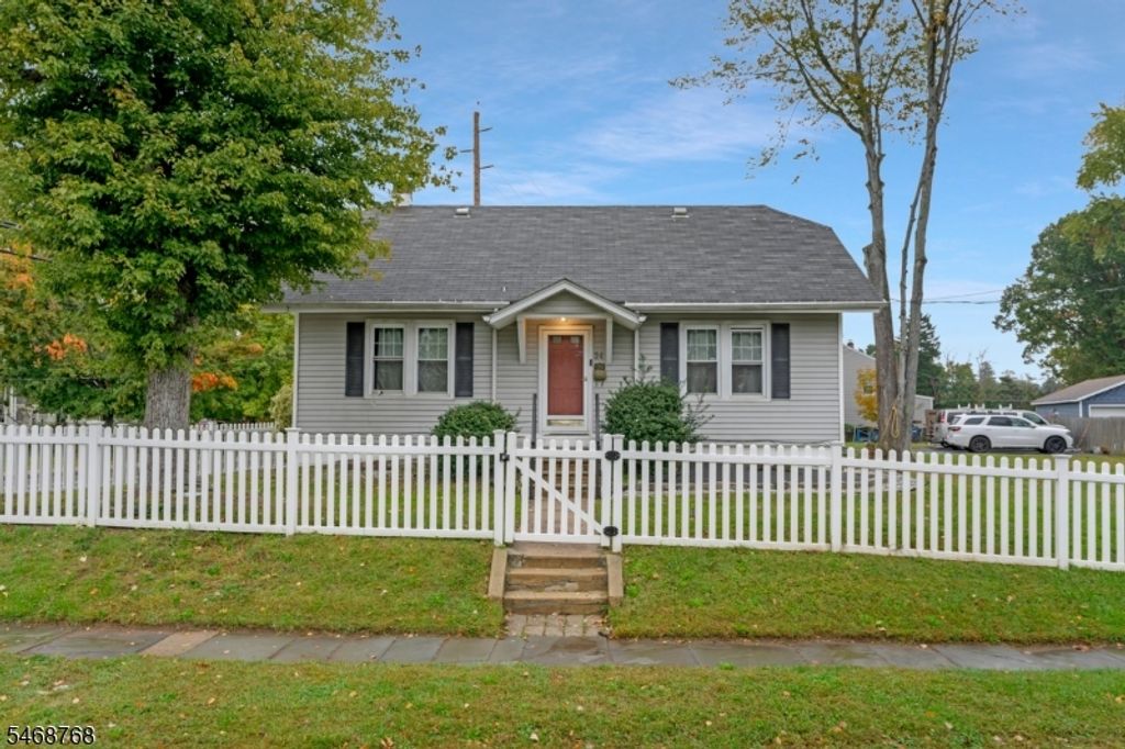 34 Rockview Ter, North Plainfield Boro, NJ 07060 — photo 2