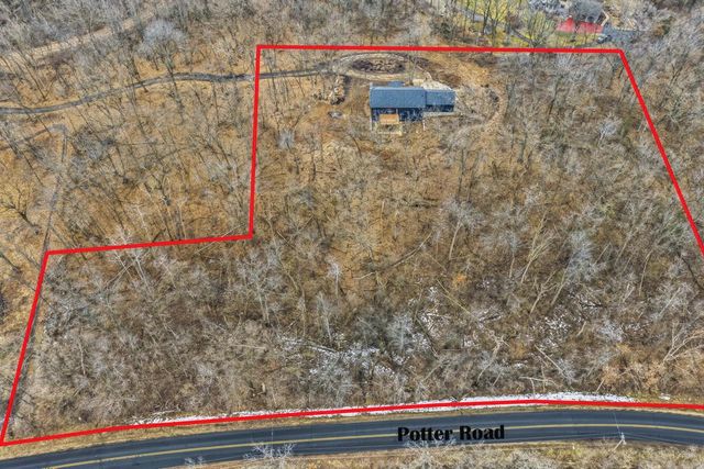 N6095 Johnson ROAD, Burlington, WI 53105