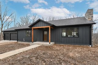 N6095 Johnson ROAD, Burlington, WI 53105