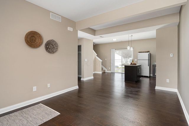 6188 Brassie Avenue, 404, Westerville, OH 43081