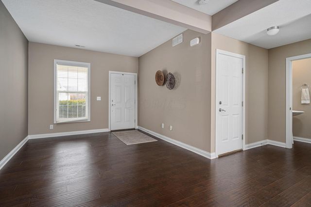 6188 Brassie Avenue, 404, Westerville, OH 43081