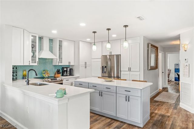 3364 N Key DR 8, North Fort Myers, FL 33903