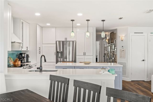 3364 N Key DR 8, North Fort Myers, FL 33903