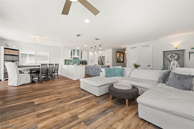 3364 N Key DR 8, North Fort Myers, FL 33903