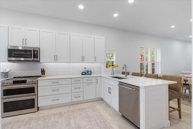 8170 Bob-O-Link Drive, West Palm Beach, FL 33412